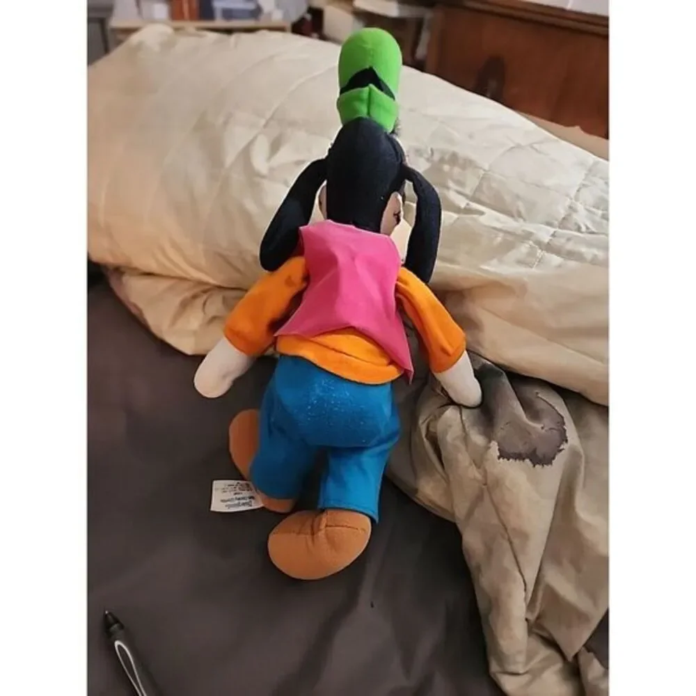 Just Play Disney's Goofy Stuffed Plush Animal 10‎ Inches - Collectible Figure